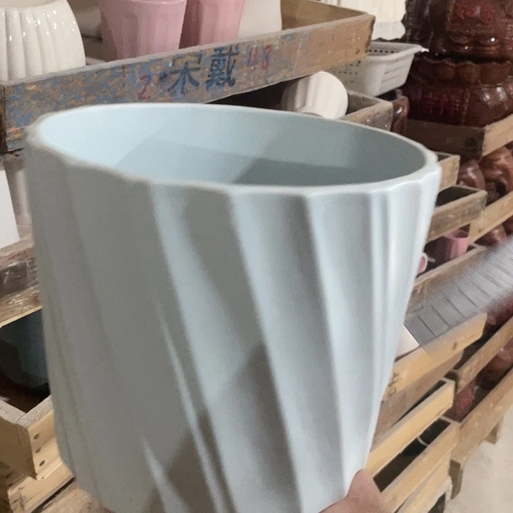 外贸库存尾货默认有瑕