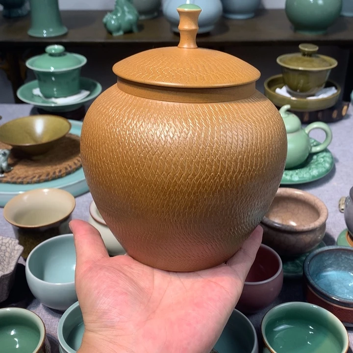 龙泉青瓷手工茶叶罐