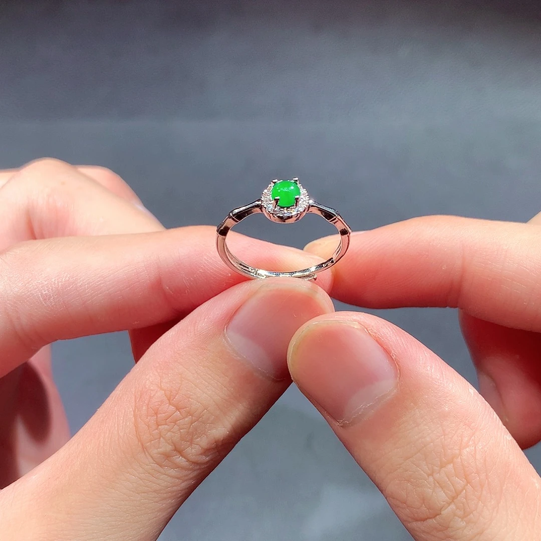 翡翠戒指未镶嵌翡翠