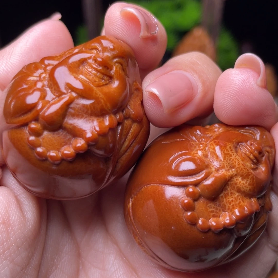 吊坠橄榄核弥勒手球3.7