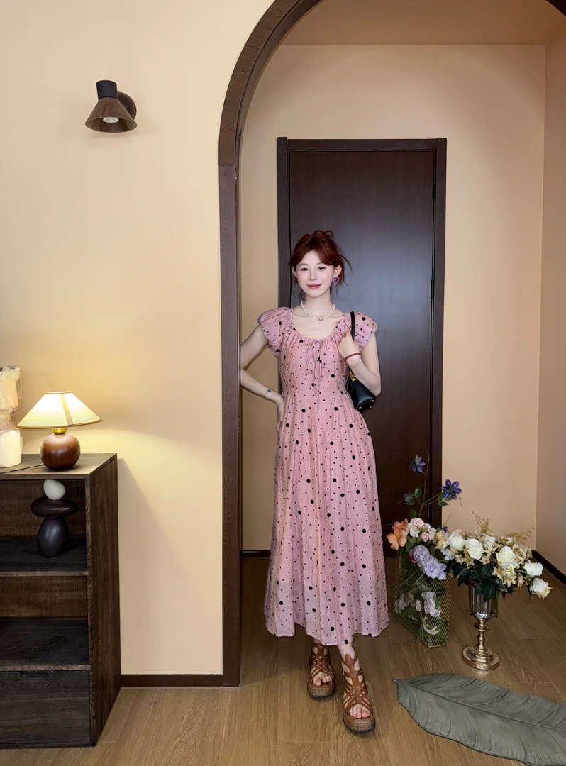 法式波点款气质修身美静粉色连衣裙女夏季新款收腰显瘦中长款裙子