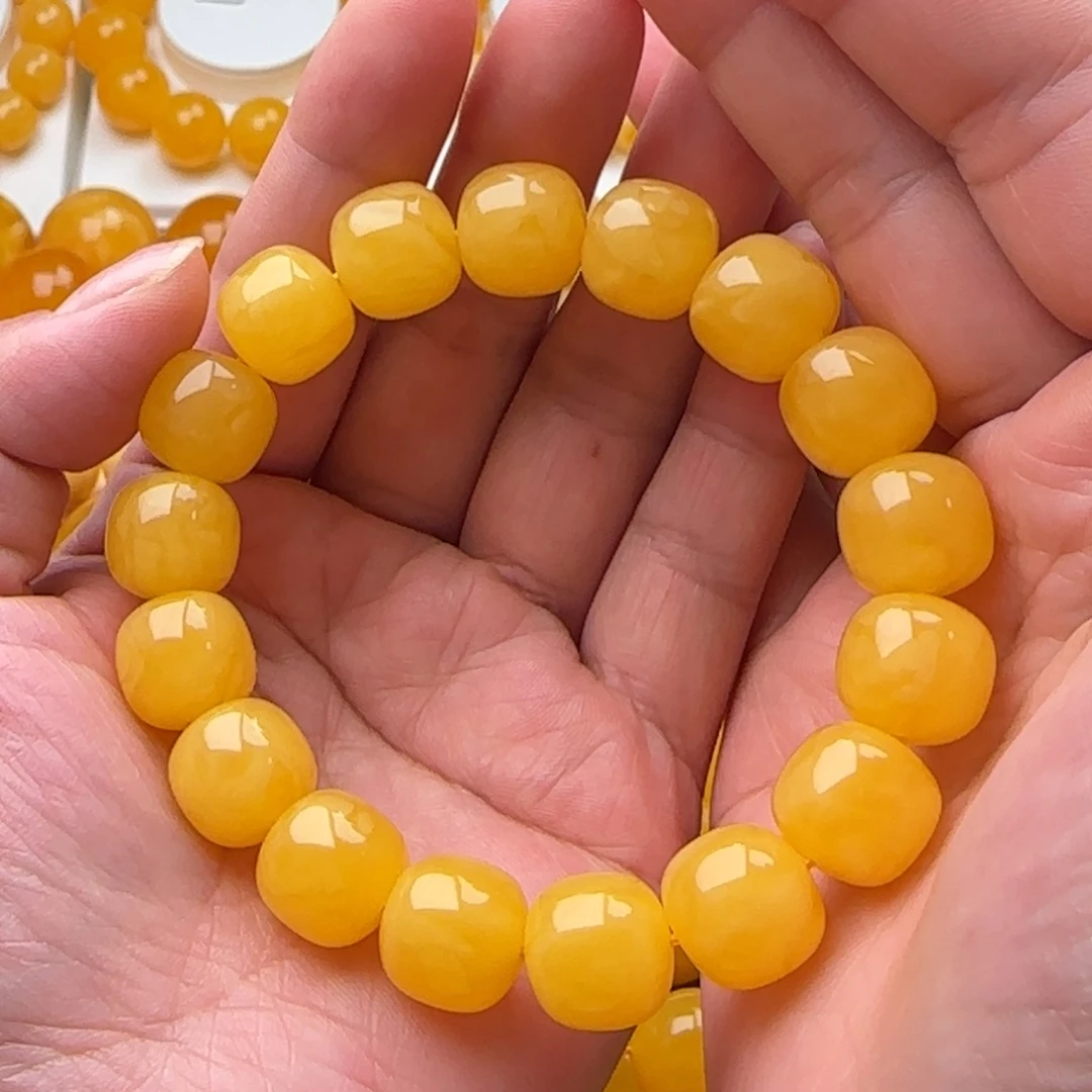 蜜蜡未镶嵌颈饰焦皮同料鸡油黄13