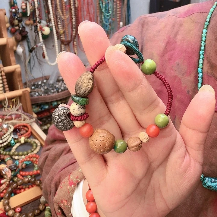 南红玛瑙手链未镶嵌快****?