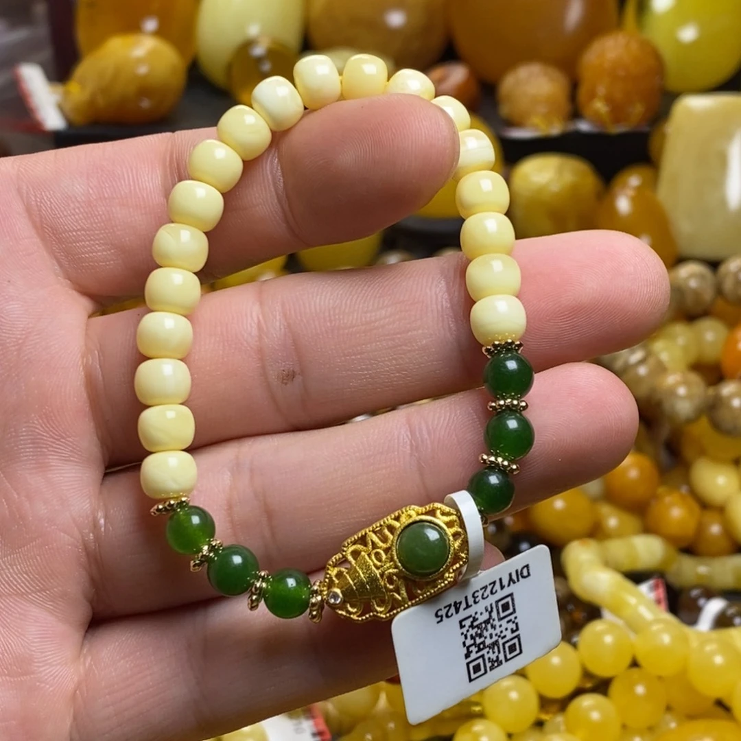琥珀未镶嵌裸石蜜蜡