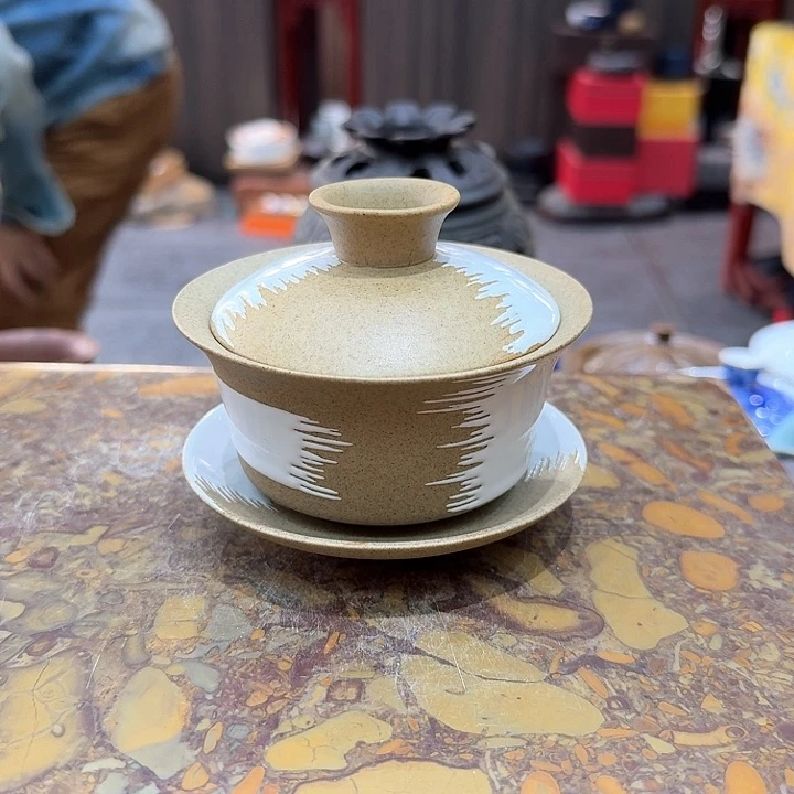 陶烧盖碗一个，瓷