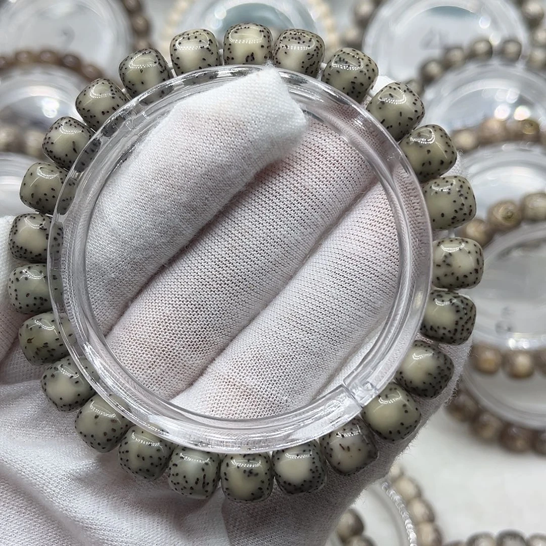 手串星月菩提大留白