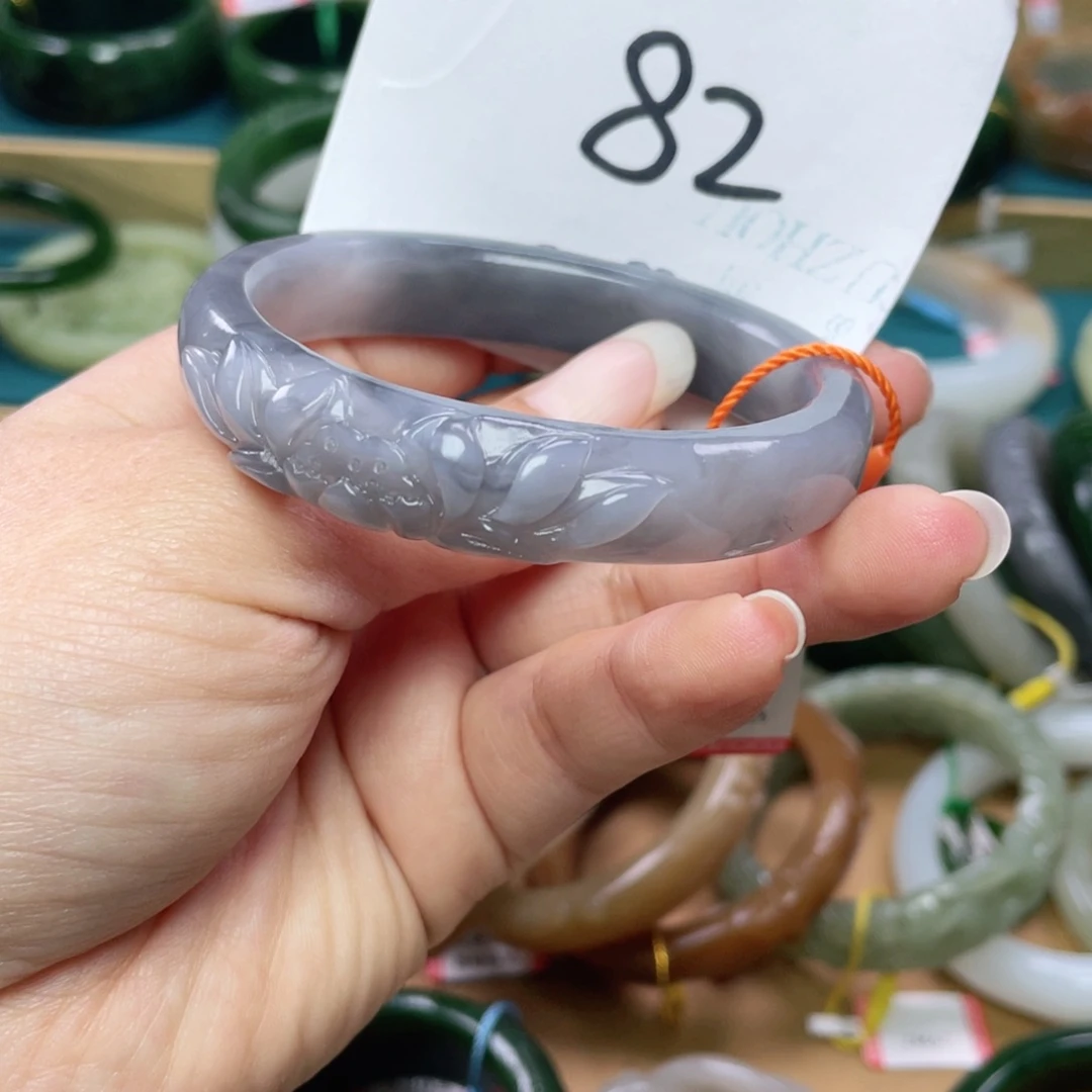 未镶嵌手镯（贵妃镯）和田玉圈口58