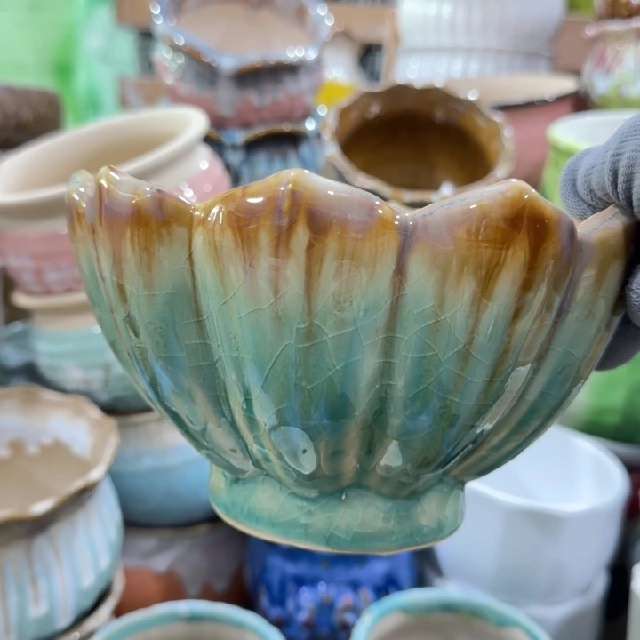 凑9米包邮，有孔，陶瓷花盆