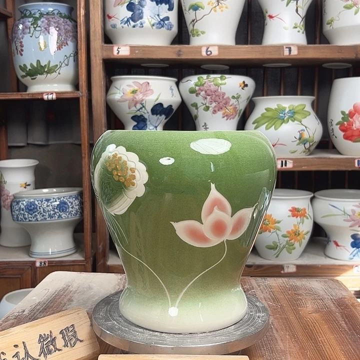 摆件鱼尾雕刻绿绿陶瓷陶瓷陶瓷