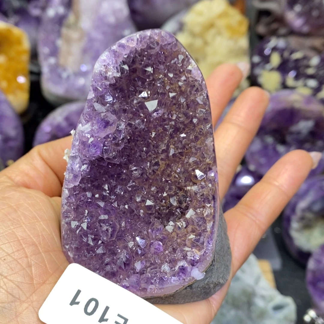 未镶嵌大型摆件（非配饰）水晶