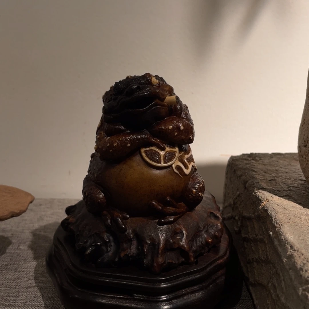 荔枝木黑*木雕工艺品摆件