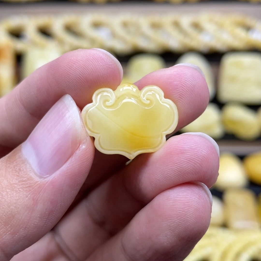 琥珀未镶嵌裸石琥珀蜜蜡