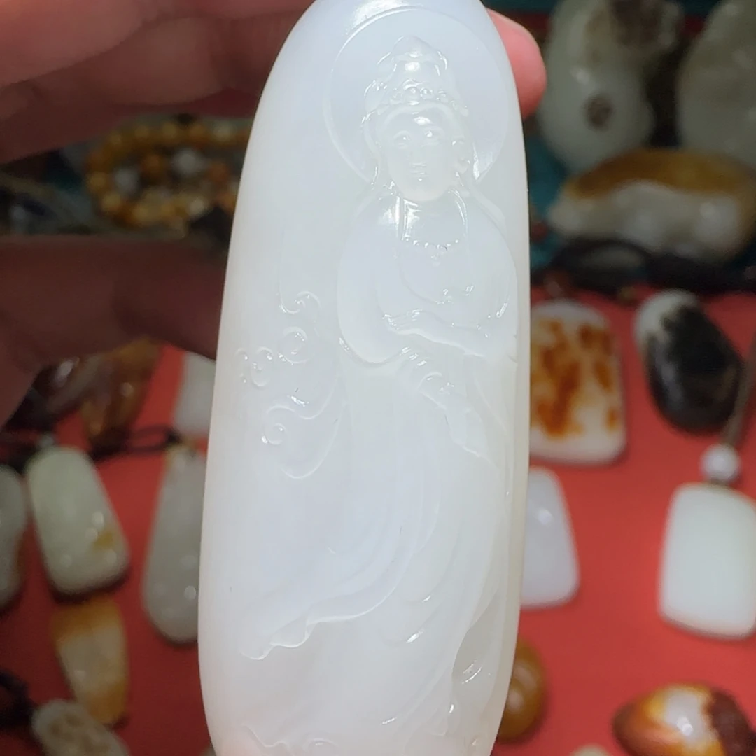 *****和田玉未镶嵌颈饰