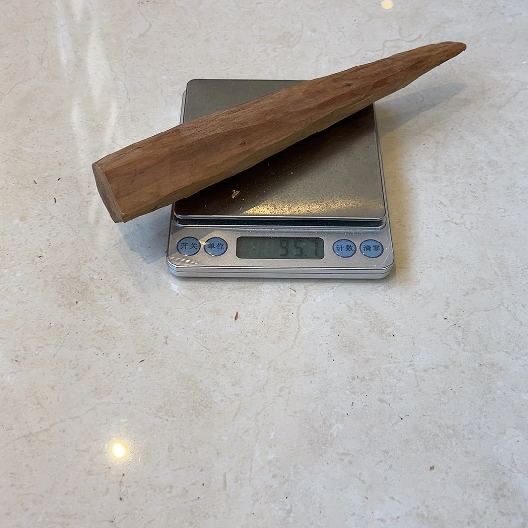 檀香木其他第***色老山檀香枯枝