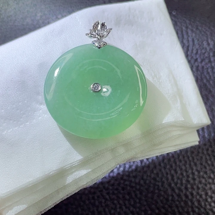 定制翡翠18K金镶嵌翡翠