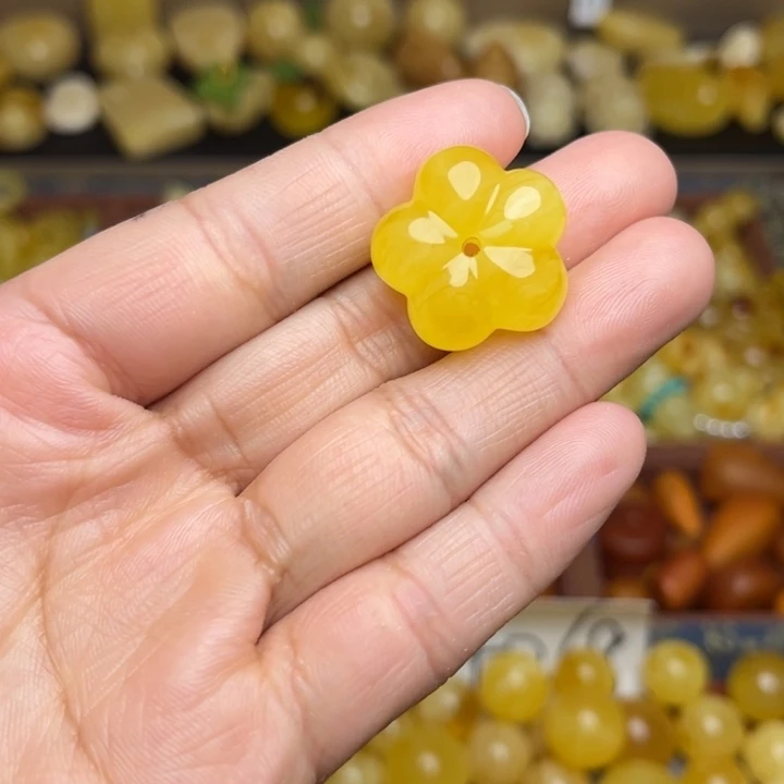 蜜蜡未镶嵌珠宝奇石天然蜜蜡无瓣花190