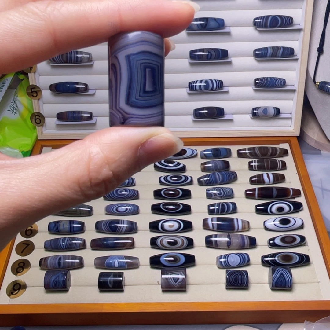 坤***动玛瑙/玉髓未镶嵌颈饰