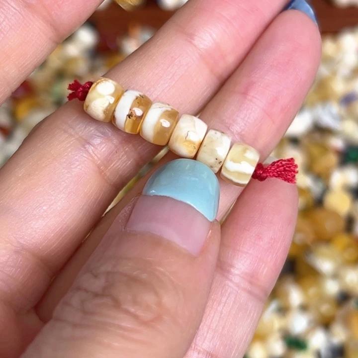 未镶嵌蜜蜡裸石6.7mm一组