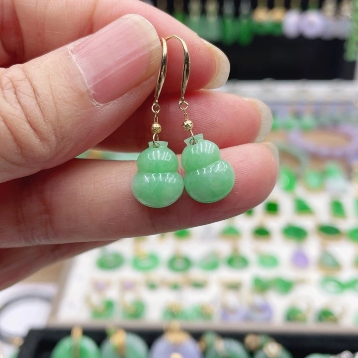 翡翠18K金镶嵌耳饰