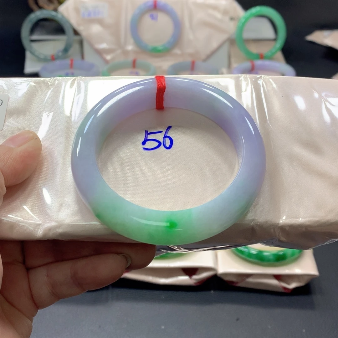 翡翠未镶嵌手镯56圈口