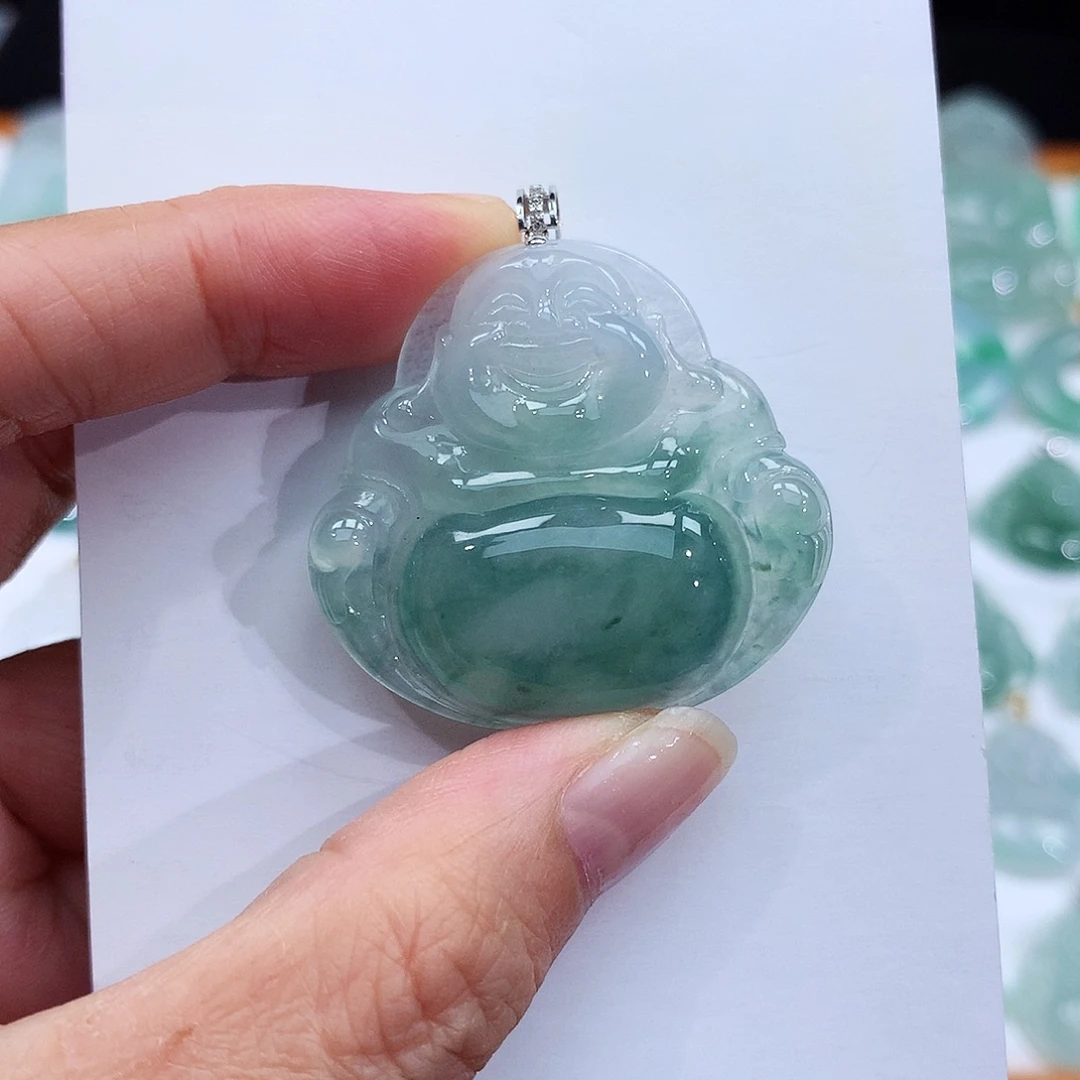颈饰18K金镶嵌翡翠翡翠吊坠