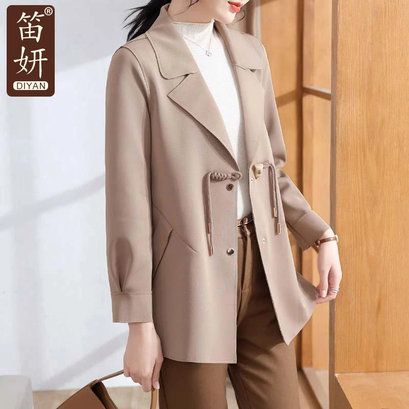 妈妈外套洋气高贵春装2025新款中老年春秋大码上衣中年西服风衣女