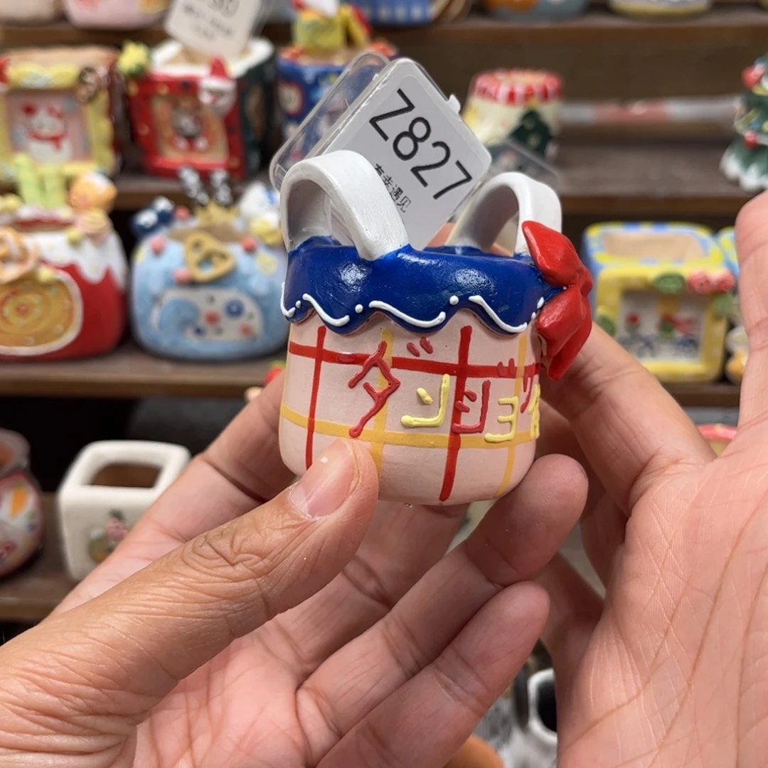 小***字827蝴蝶结花篮花盆微瑕