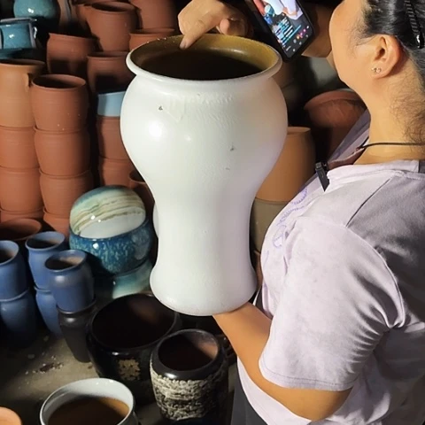 口21高38瑕疵一个盆子。