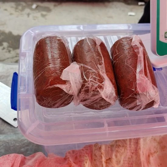 中国大陆纳雍化作豆豉粑2坨