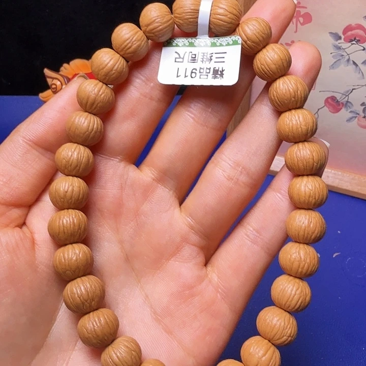 周***皙猴头核桃吊坠土豪