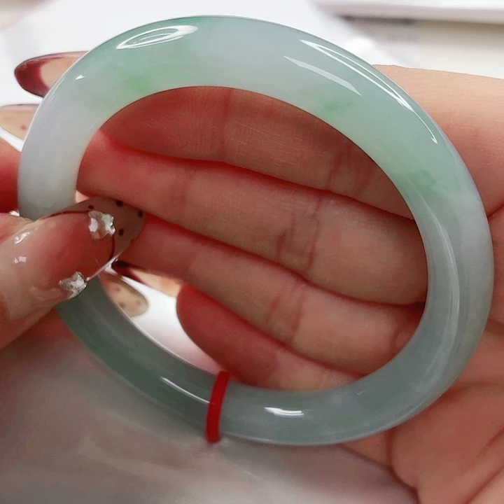 翡翠未镶嵌手镯53x368