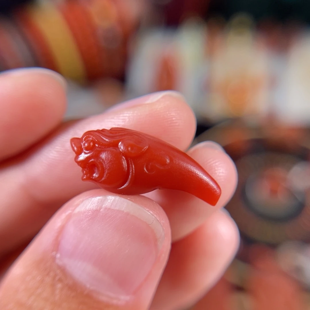 南红玛瑙五岔路貔貅卡子20.4*8.4未镶嵌