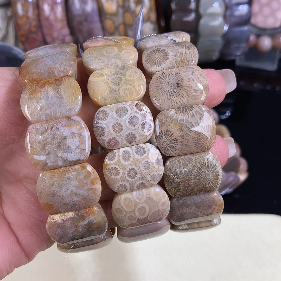硅化珊瑚（珊瑚玉）未镶嵌吊坠(赠链)49号手排88漏68米一条可挑