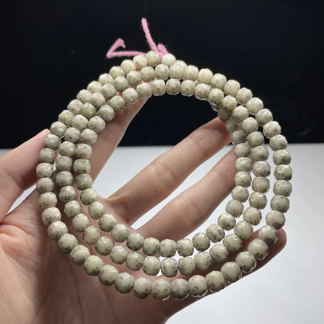 SS级 卡8✖️7冰糖玉化 一线天月朗星稀手工雕刻 毕业级脖挂
