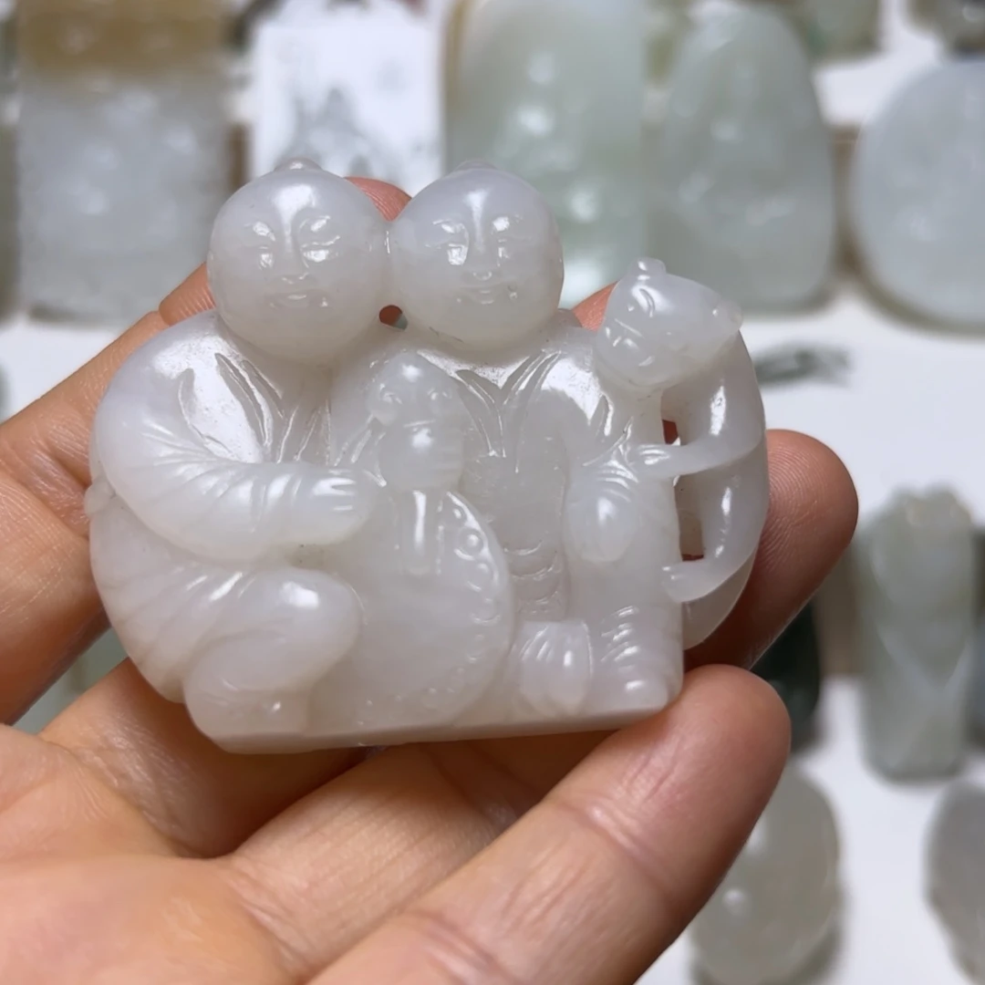 和田玉（糖玉）未镶嵌颈饰