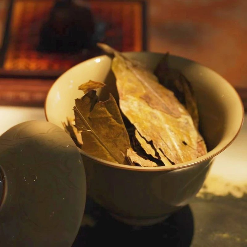 【枯枝烂叶】 传统工艺福鼎白茶 2018年 荒野冬片 茶饼 300g