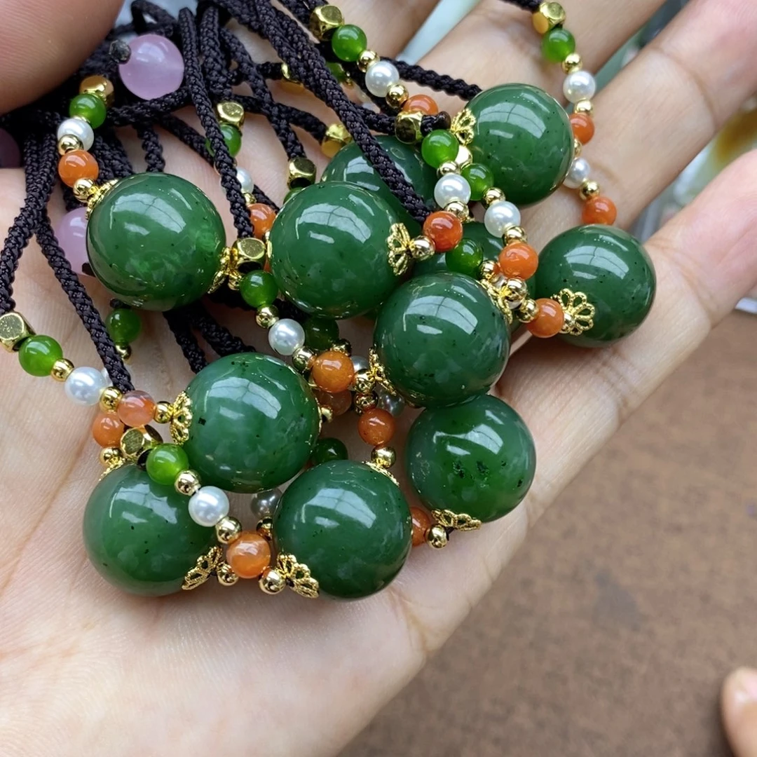 和田玉未镶嵌吊坠(不含链)