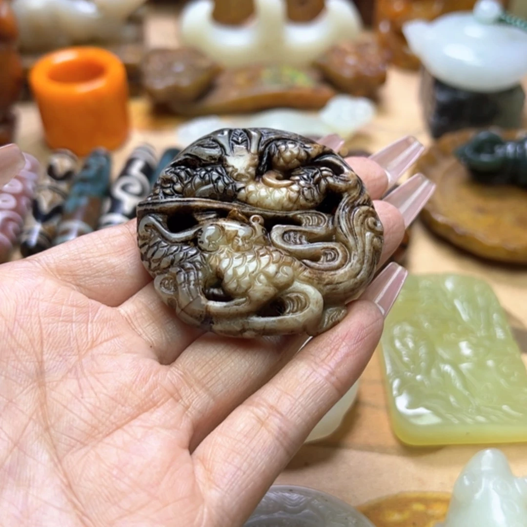 【闪购商品】蛇纹石玉颈饰未镶嵌