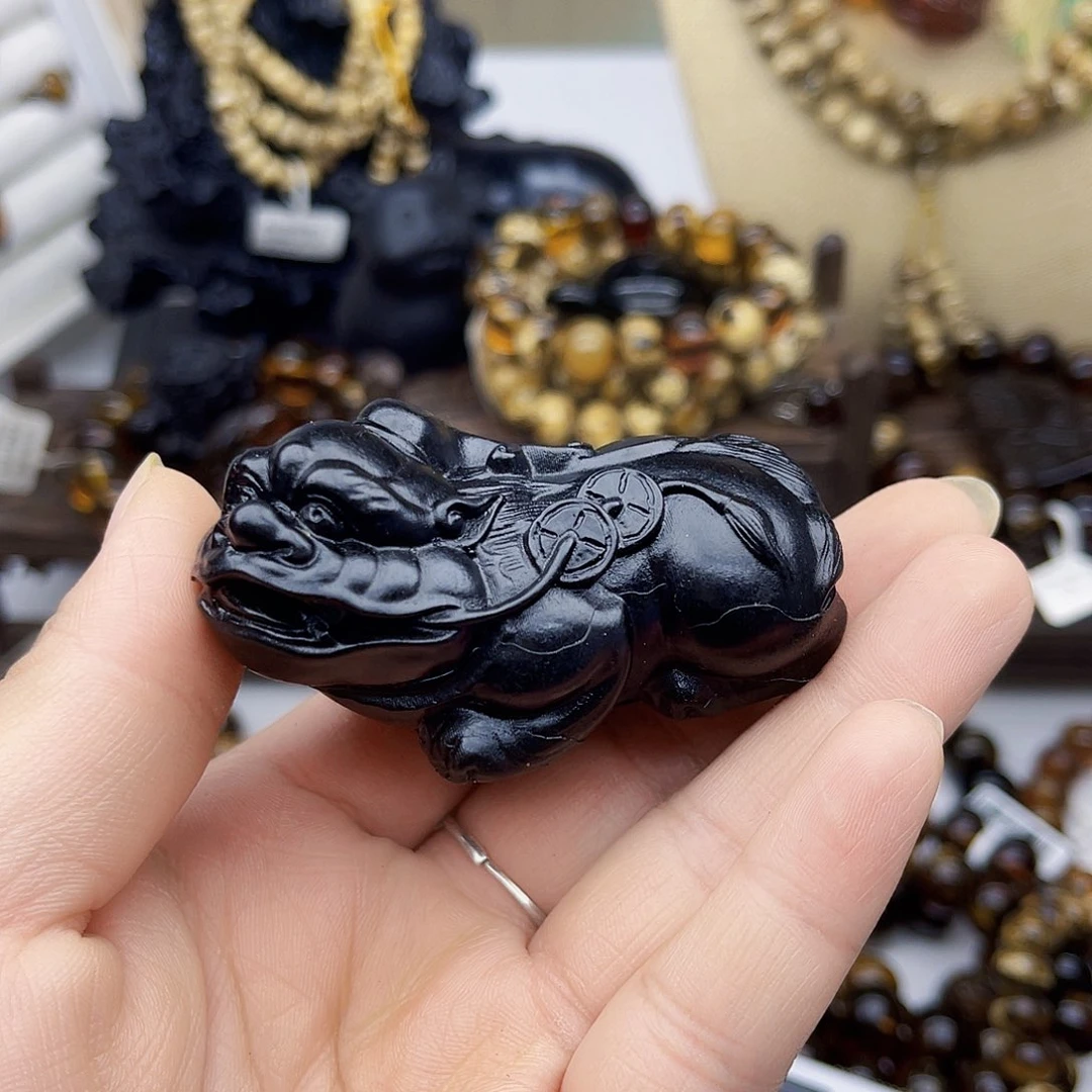 未镶嵌琥珀裸石抚顺煤精摆件貔貅