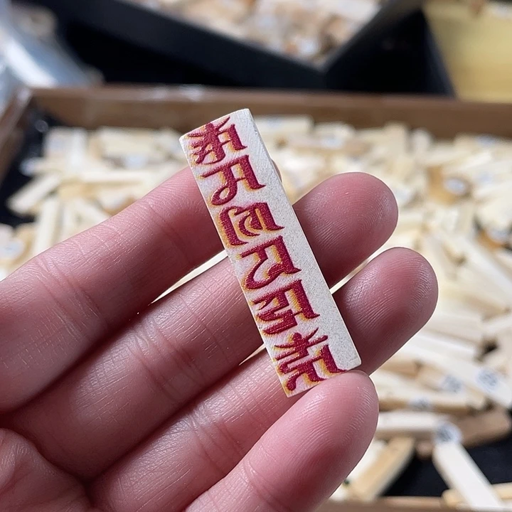 泥塑不打孔联系客服