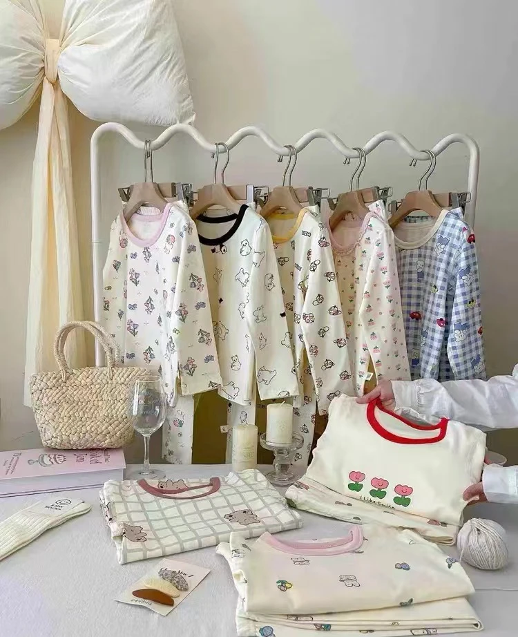 儿童家居服套装宝宝卡通风防静电家居服上衣吸汗男女童保暖