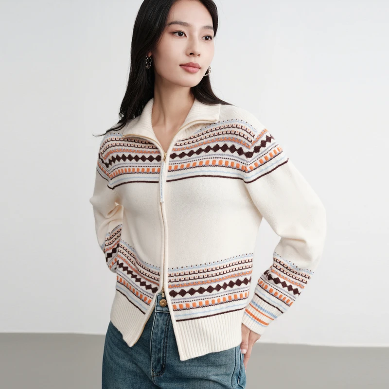 EP雅莹2025早秋新款女装 羊毛羊绒几何提花撞色拉链针织开衫9152A
