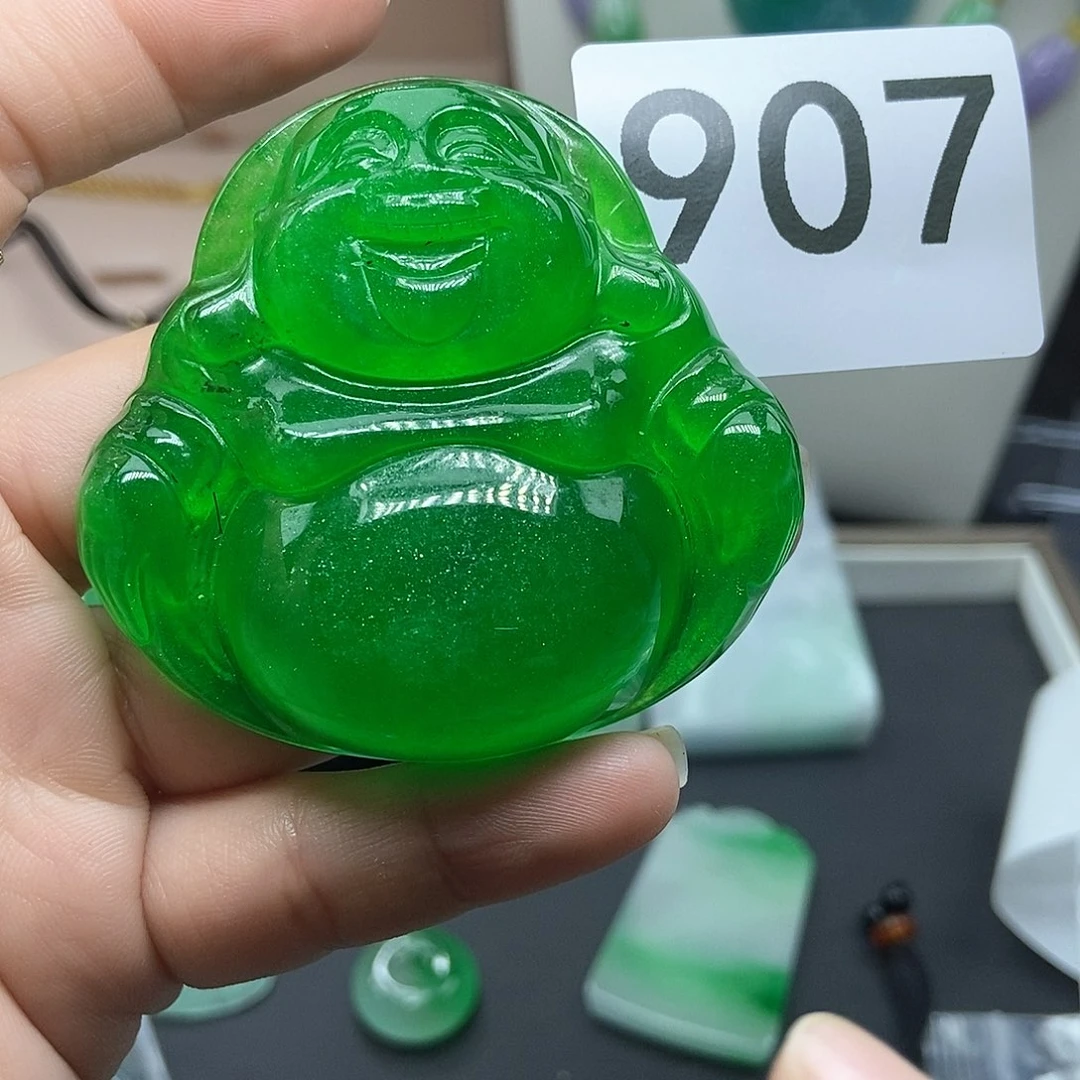 翡翠吊坠(赠链)未镶嵌