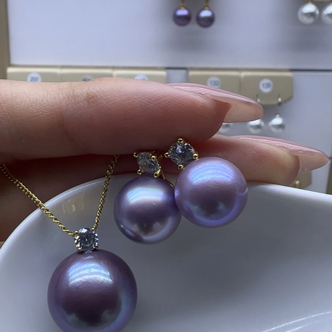 淡水珍珠18K金镶嵌吊坠(赠链)