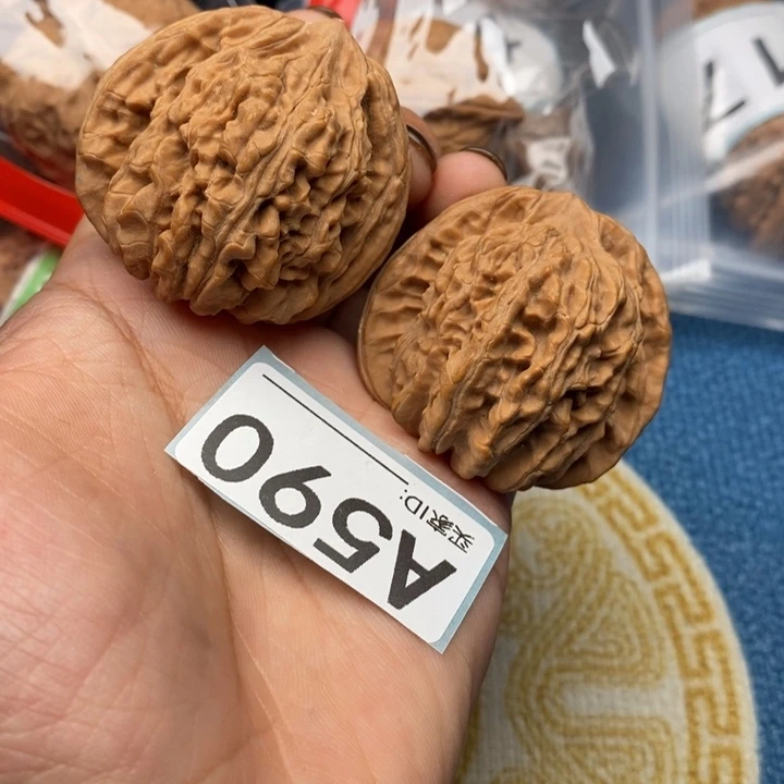 文玩核桃吊坠核桃