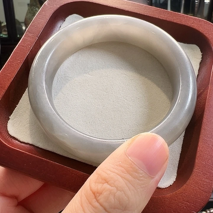 和田玉未镶嵌颈饰55.2