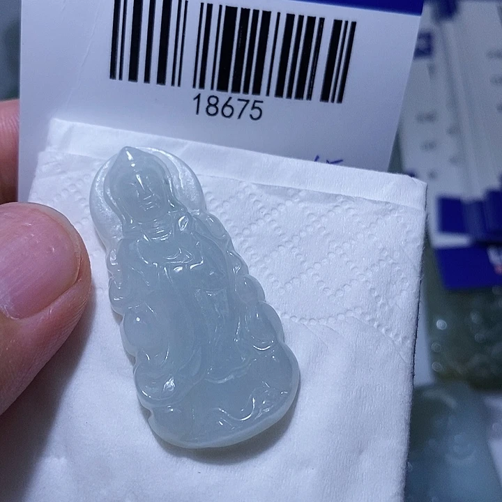 翡翠未镶嵌颈饰天光墟翡翠市场现金代购