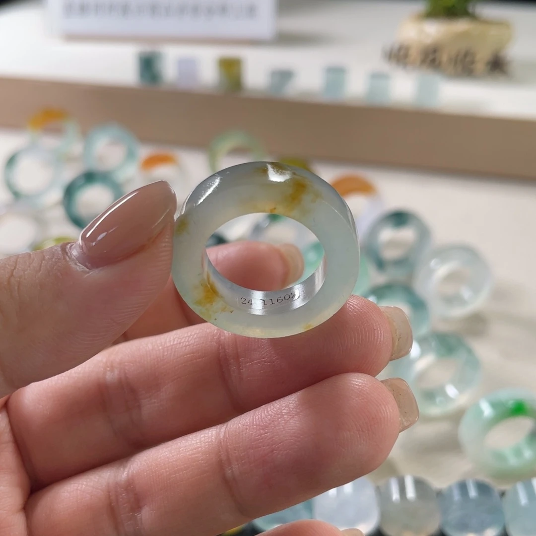 定制翡翠未镶嵌晴底洒金 16圈到21圈
