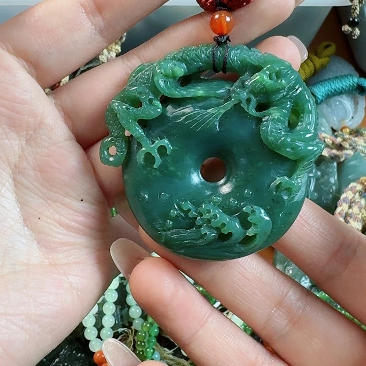 和田玉挂件未镶嵌