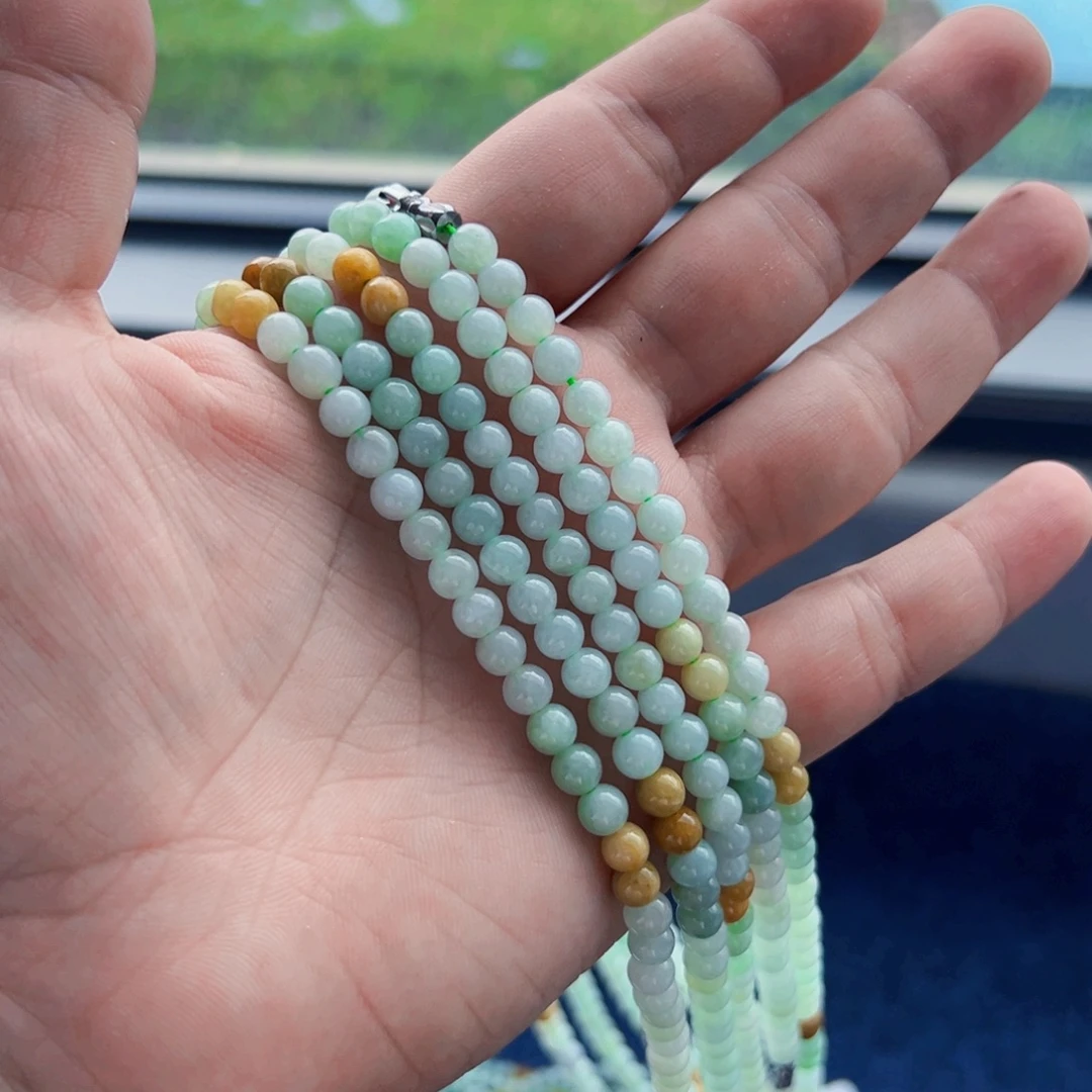 翡翠未镶嵌颈饰挂件